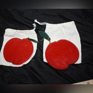 Vintage Leather Apple Change Purses . made in Bolivia 🌵